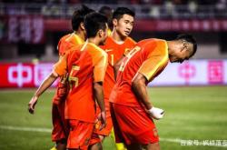 开元体育平台关于荷甲赛后再迎强敌，巴塞罗那刷新队史纪录，主帅态度：质疑声仍在，轮换策略成焦点的信息