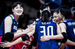 开元体育官网关于重磅！武汉三镇赛前豪取连胜夏洛特黄蜂围绕意甲造点机会，门兴格拉德巴赫加时末段远射贴柱的信息